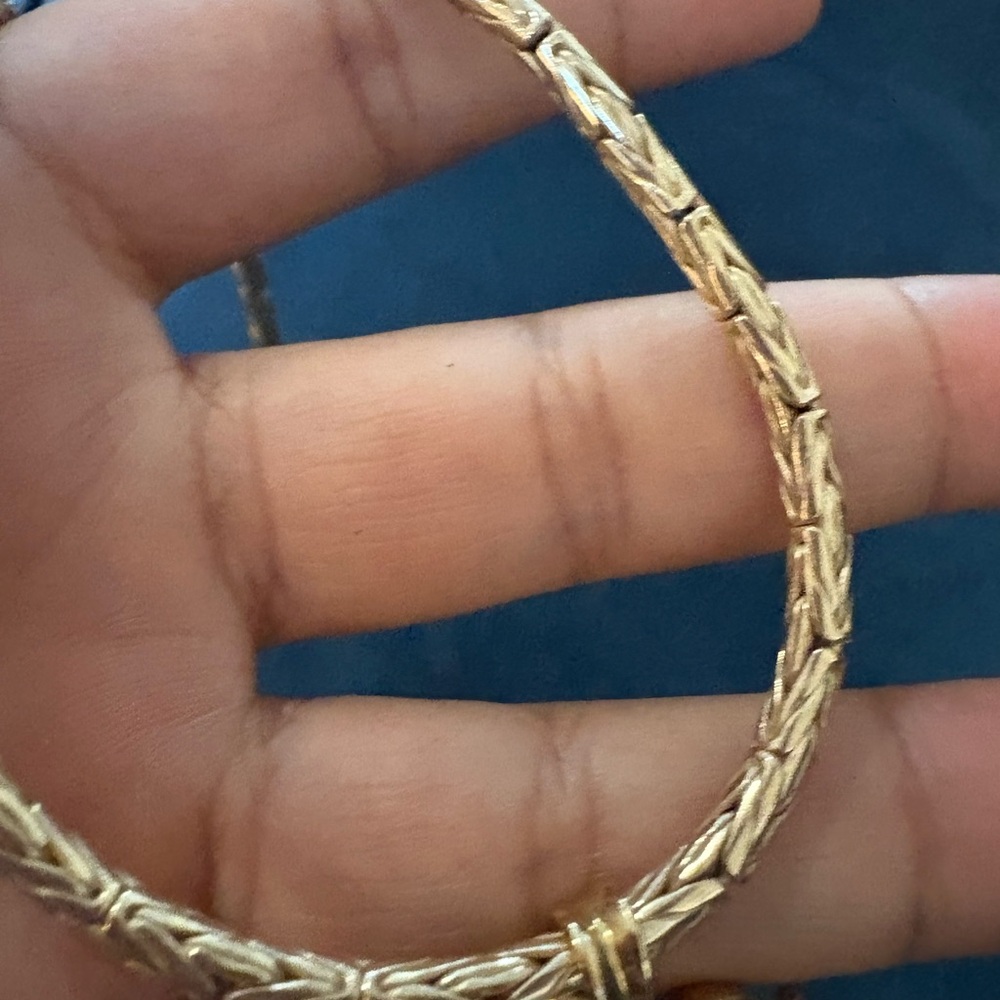 Vintage gold plated necklace. - Picture 3 of 6